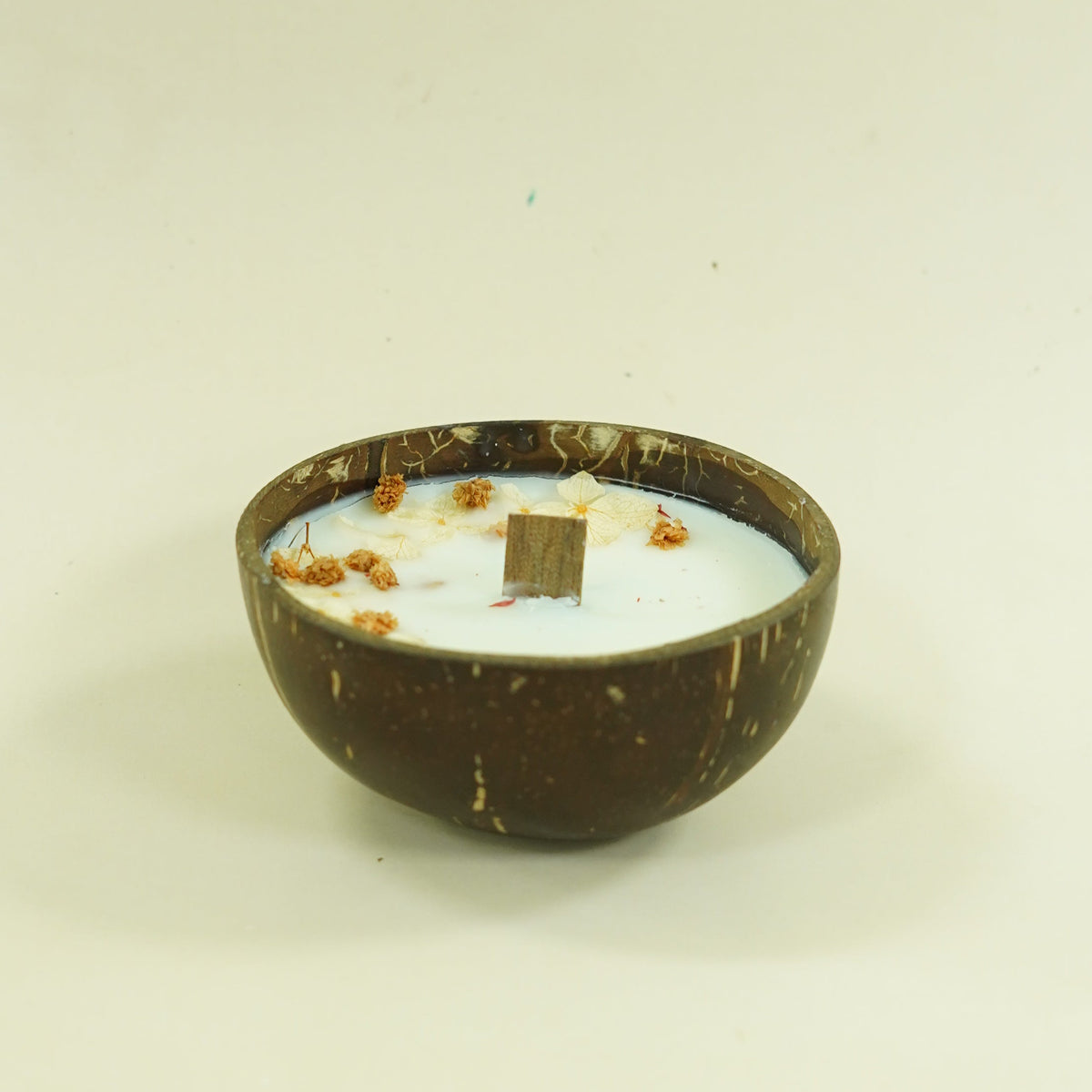Handcrafted Coconut Bowl Candle with Dried Flowers | Natural Decorative Candle