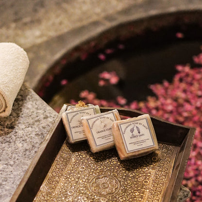 Honey Oats Handmade Soap with Natural Ingredients and Pure Essential Oils